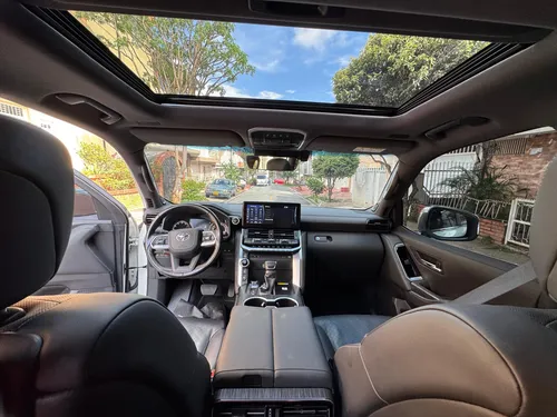 Toyota Land Cruiser 3.5 V6 Zx L300