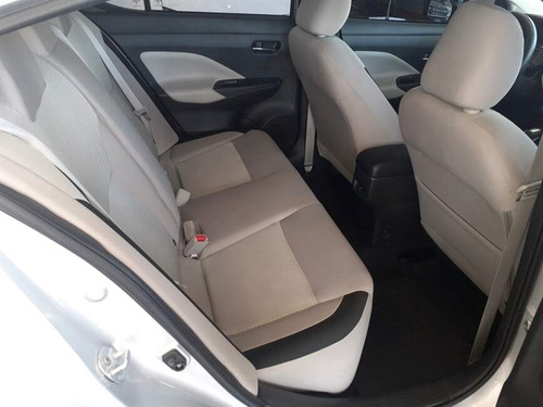 Nissan Versa 1.6 16V FLEX ADVANCE XTRONIC
