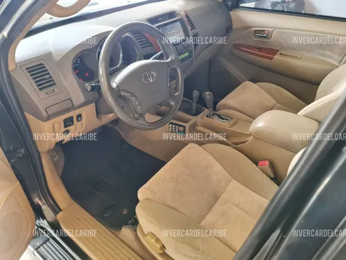 Toyota Fortuner 3.0 Sr5