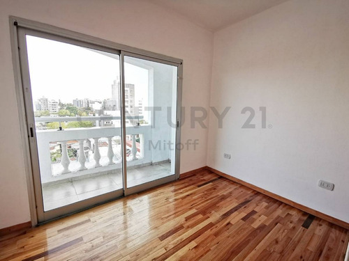 Imagen 10 de 18 de Departamento 2 Dormitorios En Venta La Plata