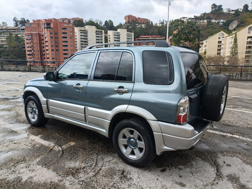 Imagen 4 de 9 de Chevrolet Grand Vitara