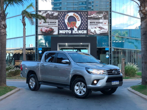 Toyota Hilux 2017 Srv Pack 2.8 Manual 4x2 Con Cuero !