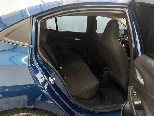 Chevrolet Onix plus 1.0 Lt 4p
