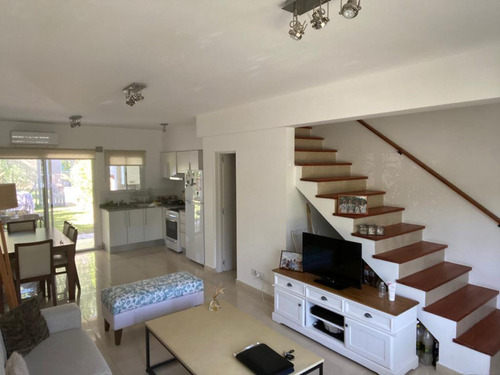 Venta Dúplex 2 Ambientes Cochera Parrilla Jardin
