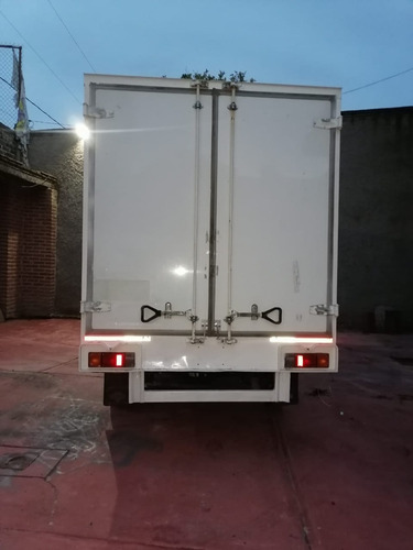 Imagen 5 de 14 de Nissan Np 300 2.5 Chasis Cabina Dh Pack Seg Mt