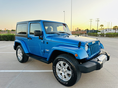 Jeep Wrangler 3.6 3p Sahara V6 4x4 At