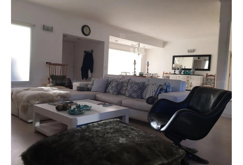 Casa Quinta En Venta En Pinamar, Costa Atlántica, Buenos Aires