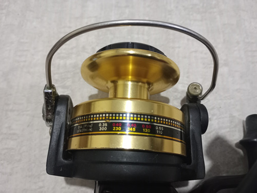 Molinete Daiwa Bg 30 Thailand Preto Direito/esquerdo (Usado)