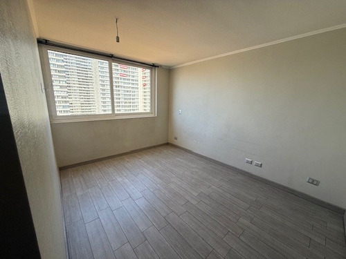 Departamento En Arriendo De 2 Dorm. En Macul