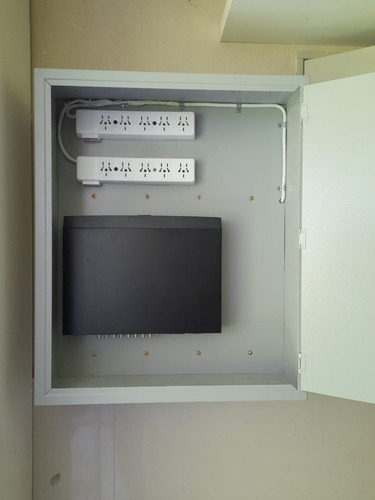 Imagen 5 de 5 de Gabinete Metálico Liviano De Sobreponer 40x40x15cm Dvr Cctv