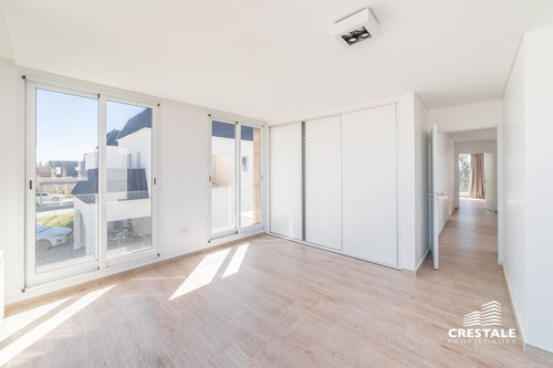 Imagen 13 de 29 de Amplia Casa De 3 Dormitorios En Venta - San Sebastian