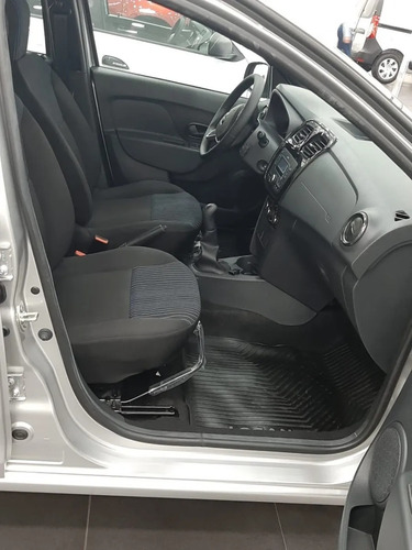 Imagen 9 de 15 de Renault Logan Life Promoción Exclusiva (rr)