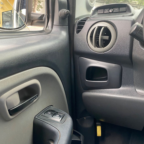 Fiat Doblo ESSENCE 1.8 Flex 16V 5p