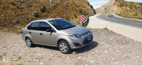 Ford Fiesta Max Ambiente