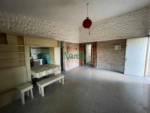 Imagen 4 de 8 de Venta Casa De 2 Dormitorios Y 1 Baño En Parque Del Plata Sur - Balnearios Parque Del Plata