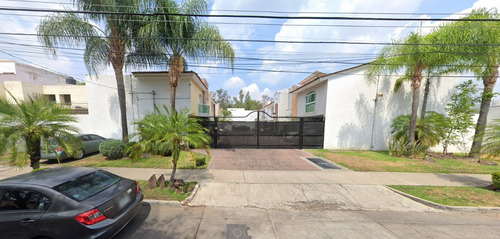 Casa En Venta En Jalisco En Bosques De La Vitoria Excelente Oportunidad Sm