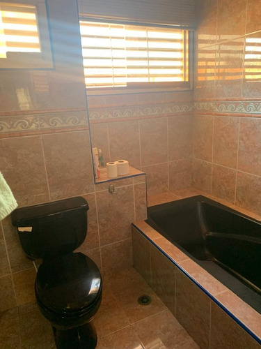Imagen 13 de 14 de Quinta En Venta. La Mantuana, Turmero - 04145880139
