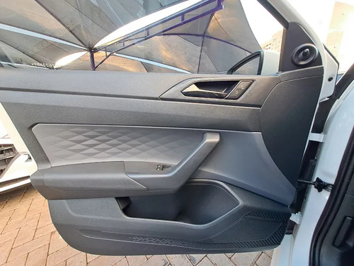 Volkswagen Pólo MPI (Flex)