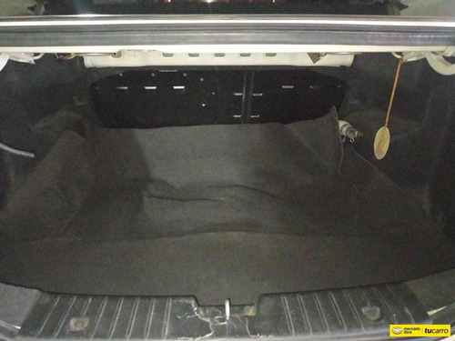 Imagen 7 de 9 de Chevrolet Aveo Lt Automatico