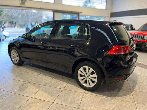 Imagen 5 de 7 de Volkswagen Golf 2016 1.4 Comfortline Tsi Dsg