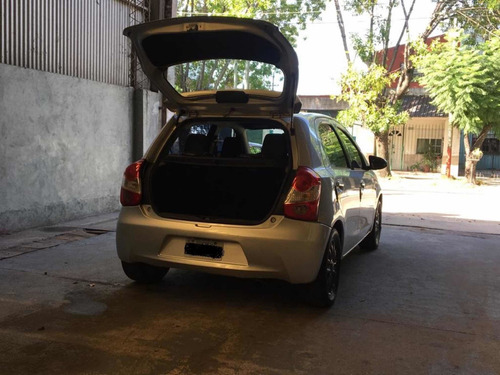 Toyota Etios 1.5 Xls 2014