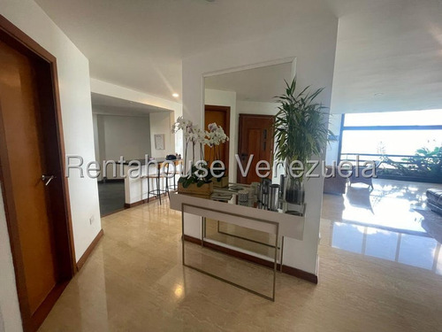 Apartamento Piso Medio Regency Plaza Remodelado En Calle Cerrada En Venta En Los Naranjos Avenida Norte 4 Caracas