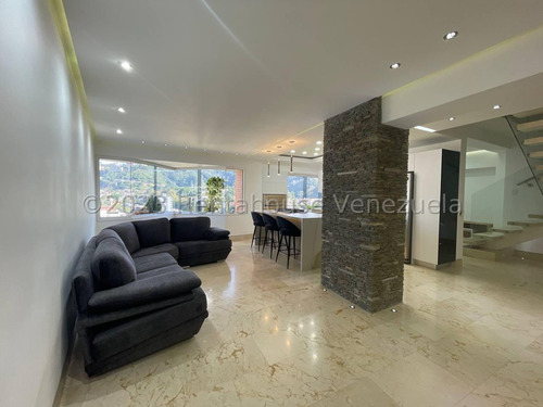 Penthouse Dúplex En Venta En Urb. El Cigarral Aym 24-22657