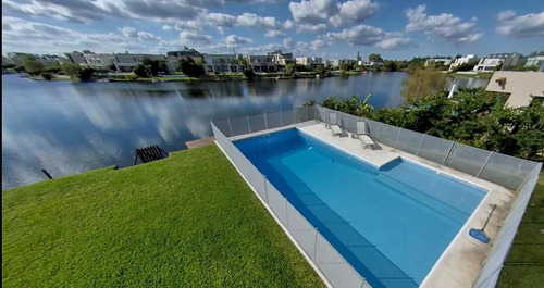Casa En Venta Los Lagos, Al Lago, 7 Ambientes, Nordelta, Tigre.