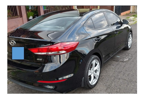 Imagen 3 de 6 de Hyundai Elantra