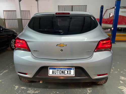 Imagen 3 de 14 de Chevrolet Onix 1.4 Ltz 98cv 2017