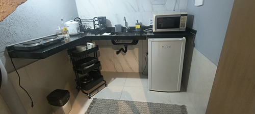Suíte C/ Ar E Cozinha Praticidade E Conforto