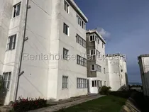 Comprar Venta Comodo Y Confortable Apartamento, Listo Para Habitar En Urb Vista Verde Cabudare 2 Habitaciones, 2 Baños, Sala, Cocina, Comedor Y Area De Lavanderia Gabriela C
