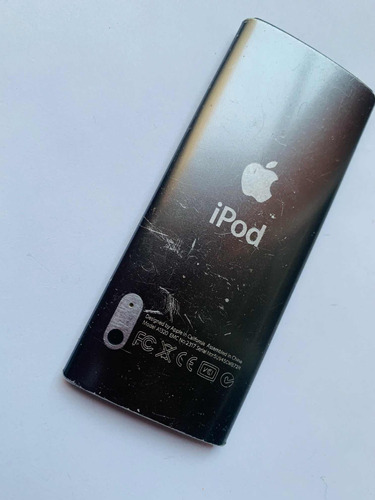 iPod Nano 5 Generación 8 Gb ( Para Reparación O Refacciones)