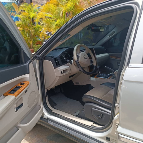 Imagen 11 de 13 de Jeep Grand Cherokee 4x4