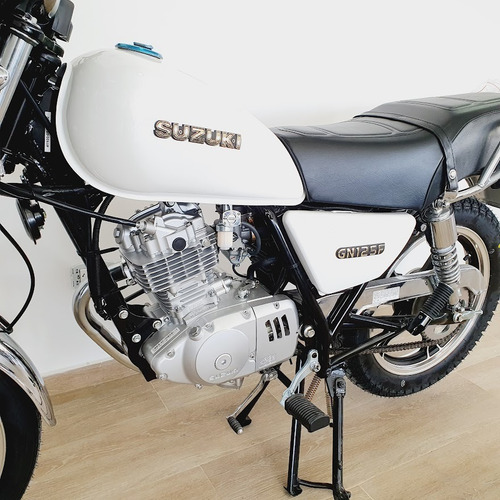 Imagen 4 de 21 de Suzuki Gn 125 Suzuki Quilmes Centro 12 Cuotas Sin Interés!!