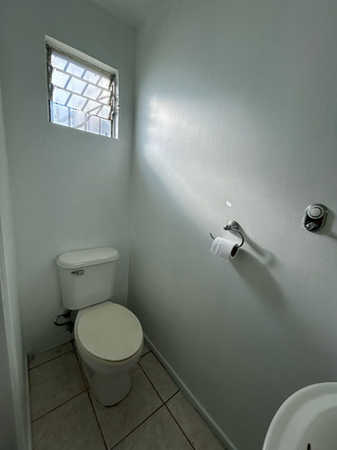 Arriendo Casa De 3d2b En Maipu Sector Av El Rosal Con Calle