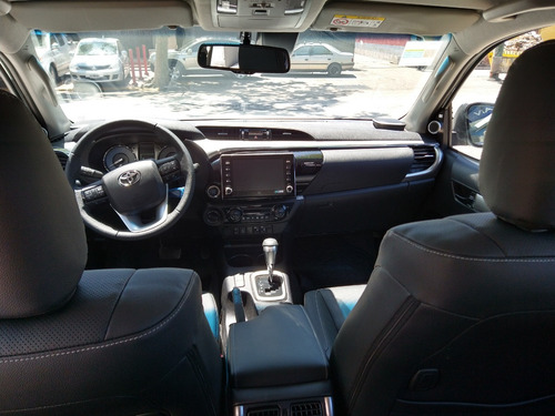 Imagen 9 de 10 de Toyota Hilux Srx 4x4 At 0km