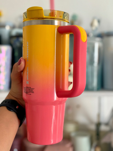Termo Stanley Starbucks Bicolor Rojo Amarillo Safari 2025 Amarillo