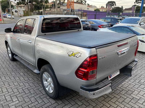 Imagem 5 de 15 de Toyota Hilux Cd 4x4 Srv 2.7 16v Flex Aut 2017