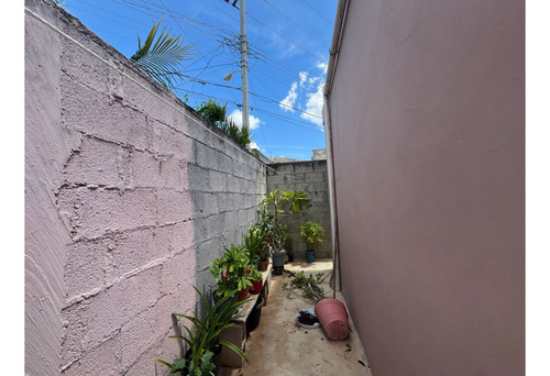Casa De Una Planta En Venta, Dentro La Ciudad, Mérida,204
