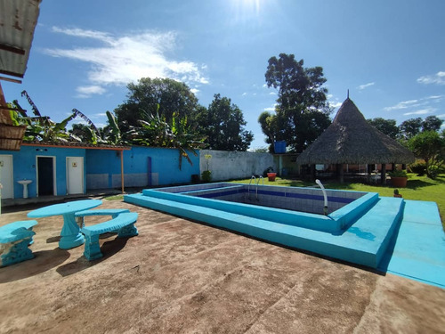 En Venta Casa En Tinaquillo Edo Cojedes 06-03