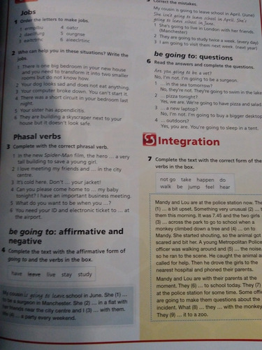 Phases 2 Student's Book. Macmillan. Student's Book