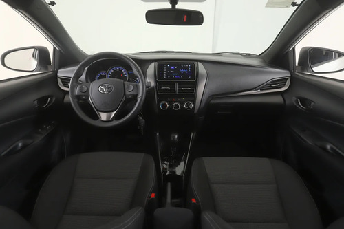 Toyota Yaris 1.5 107Cv Xs Cvt