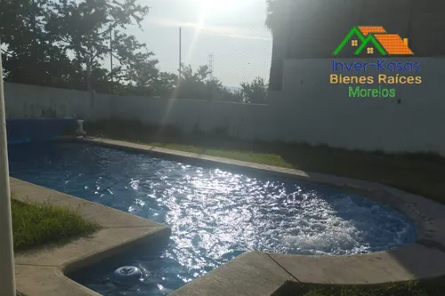 Casa En Venta En Oaxtepec, A Pie De Carrera Principal