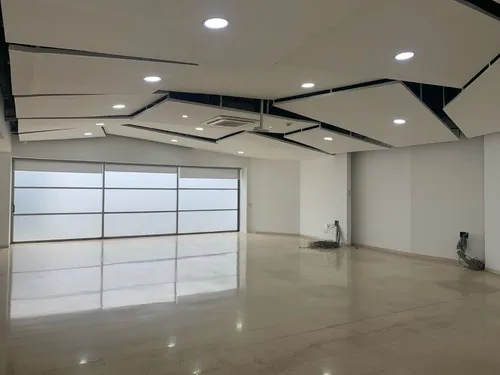 Local Comercial En Arriendo, El Poblado