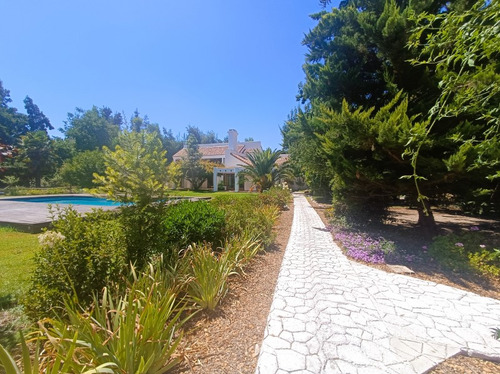 Venta Casa 5d5b10e1b - Sector Sta Esther/ Lo Pinto Chicureo