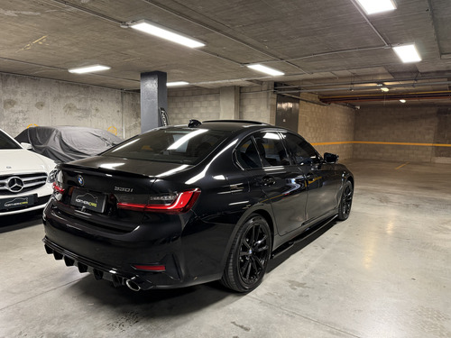 BMW Serie 3 3.0 330i Sedan Sport Line 252cv