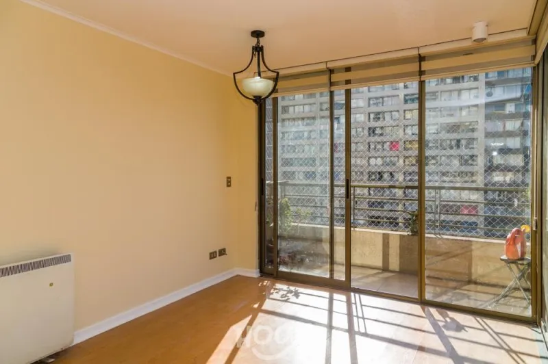 Imagen 2 de 25 de Departamento En Venta De 3d / 2 B, Santiago, Inversionista