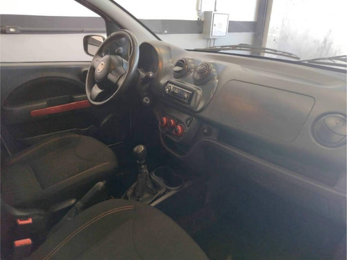 Imagem 9 de 11 de Fiat Uno Sporting 1.4 8v