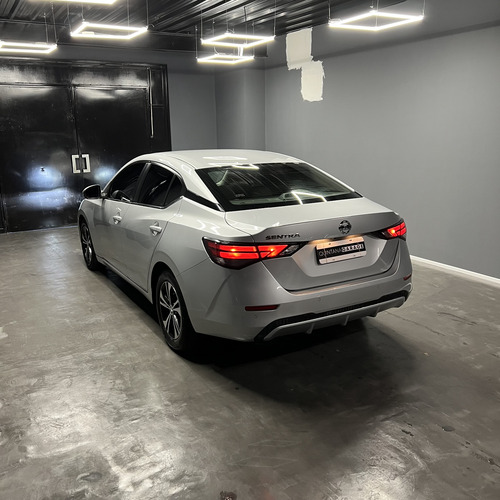 Nissan Sentra 2.0 Advance Cvt